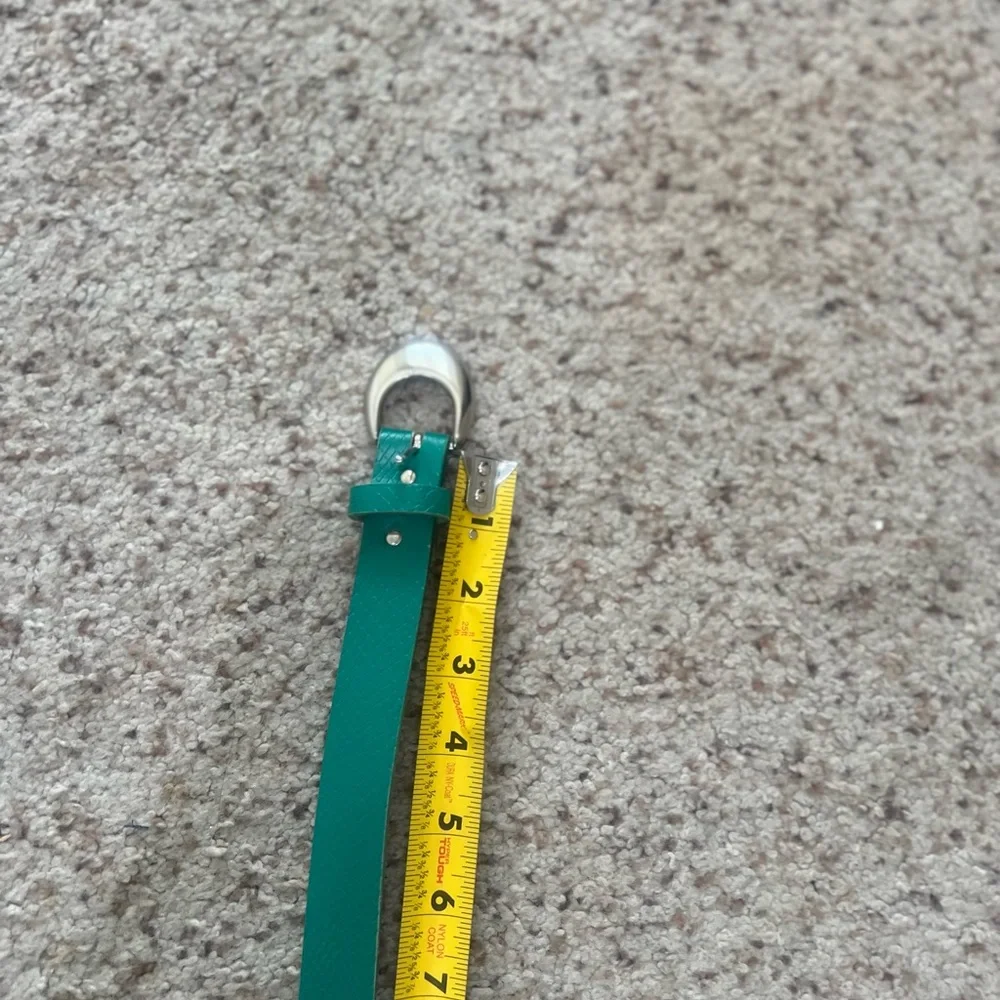 Women’s Green‎ Leather Silver buckle belt